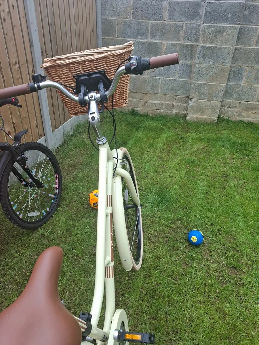 City bike - Image 3