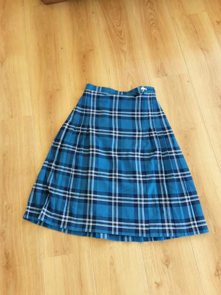 Full Eureka School Uniform - Image 2