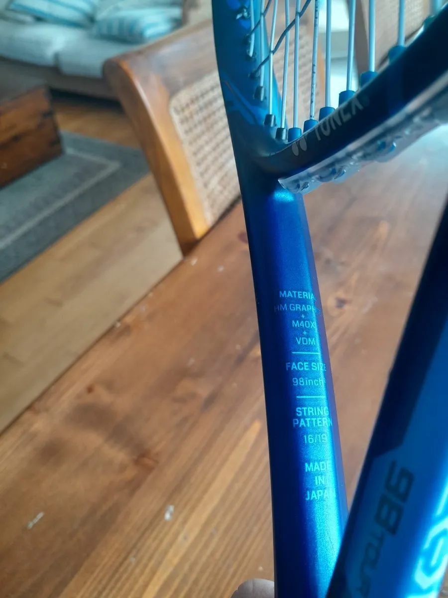 Yonex ezone 98 tour - Image 2