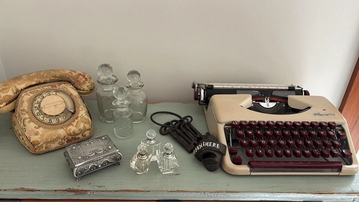 Antique bundle