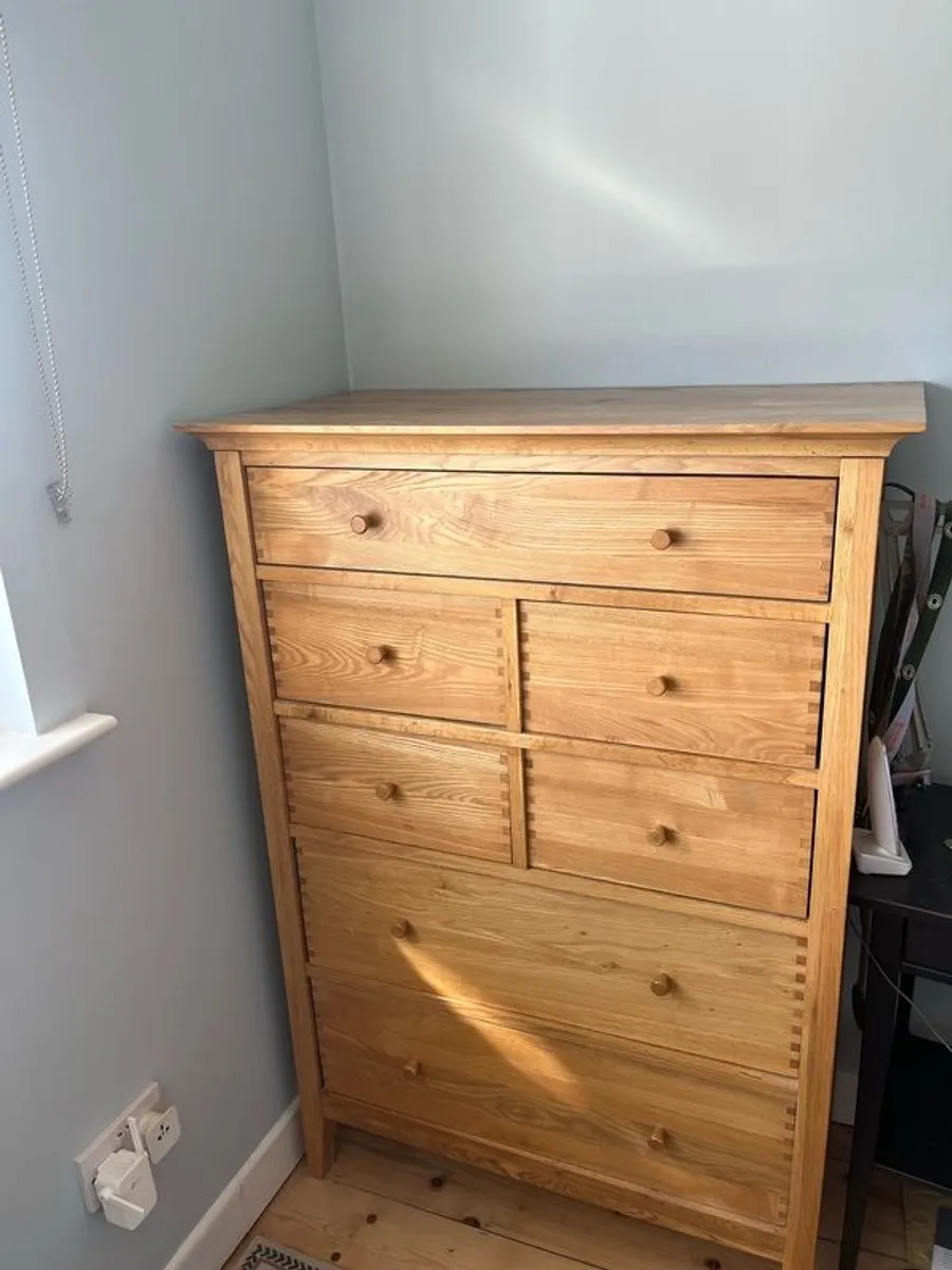 Bedroom furniture set - Image 3