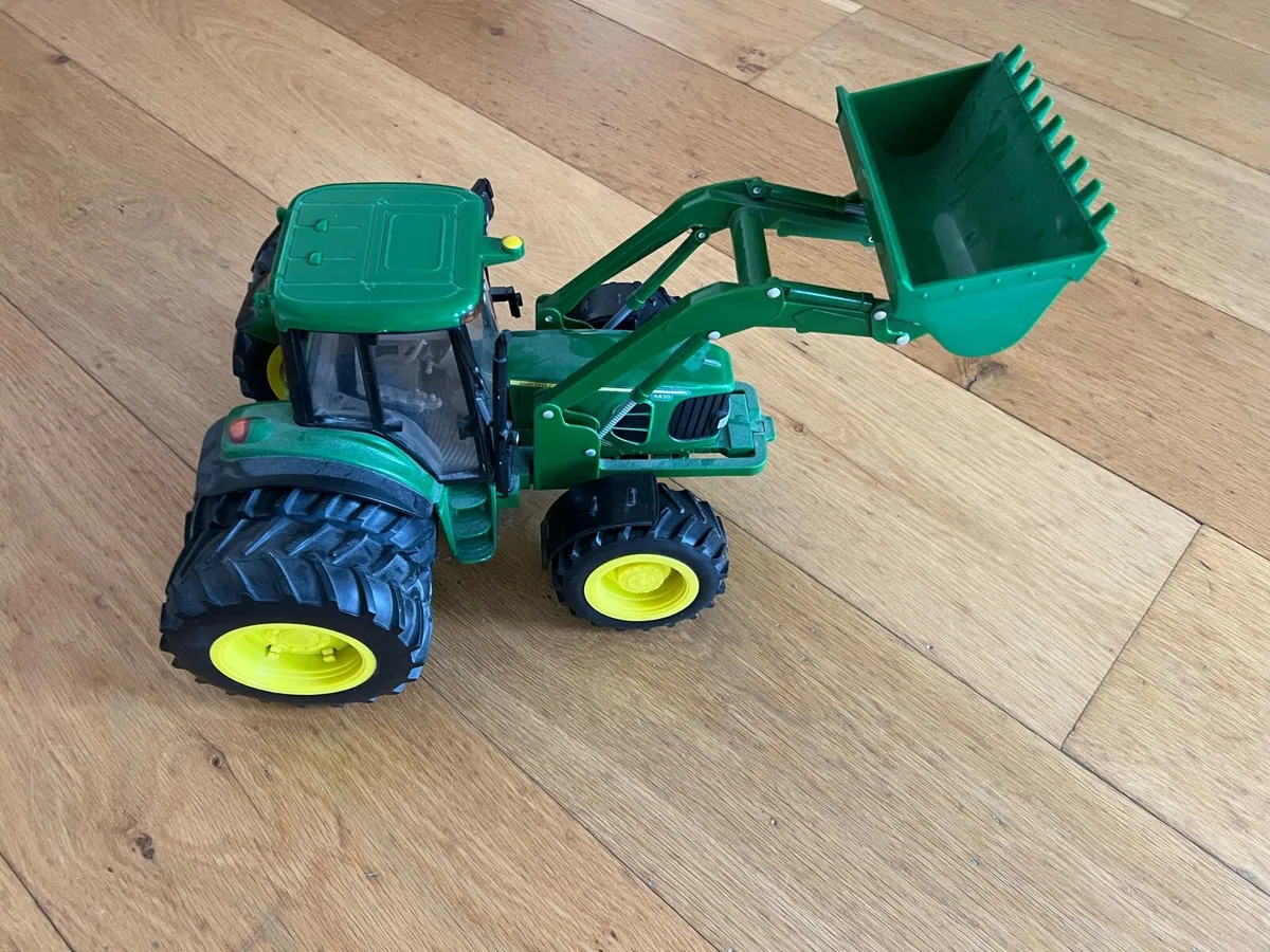 John Deere Toy 6830 tractor - Image 1