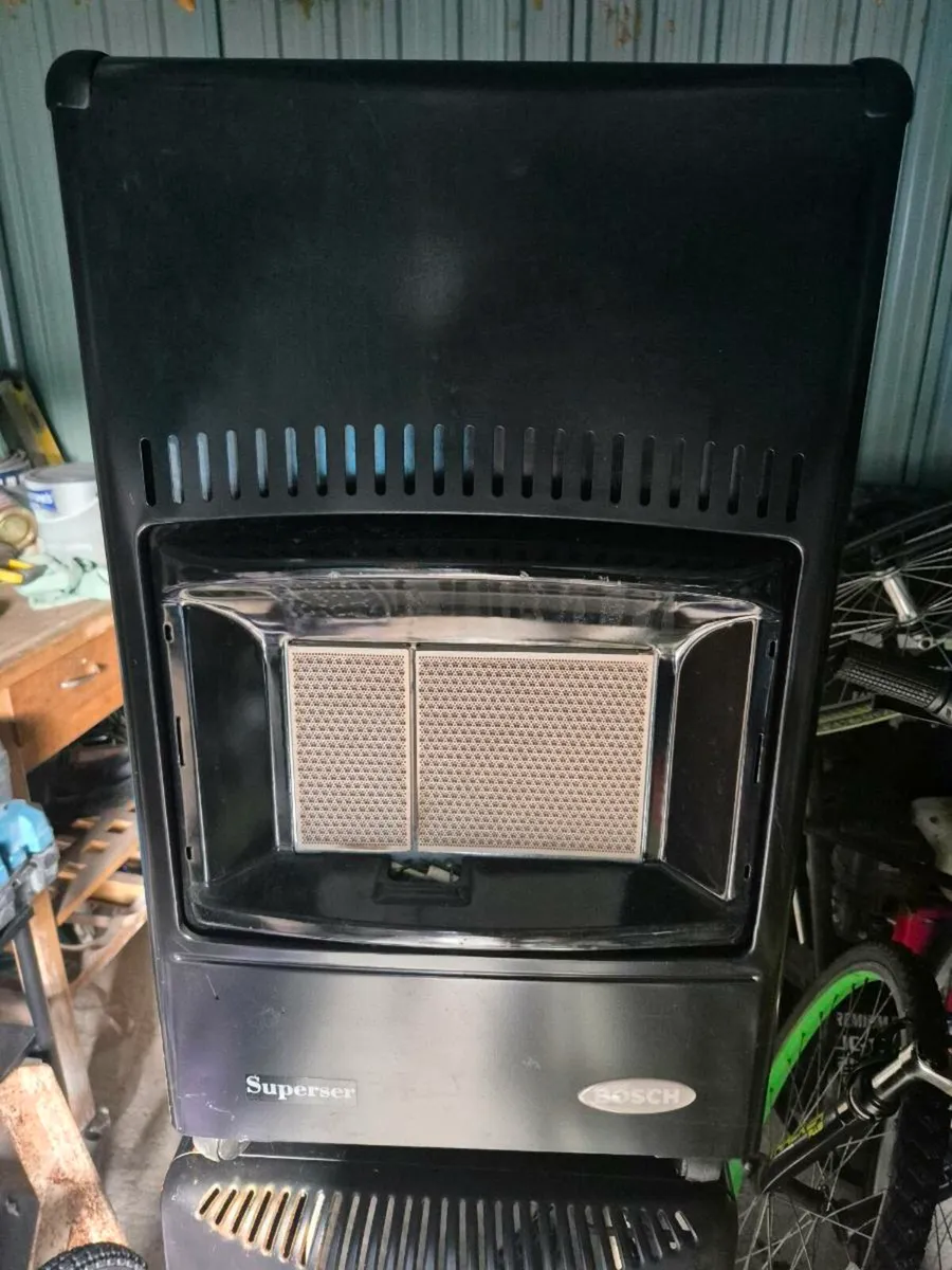 2 Superser GAS HEATER working perfect - Image 2