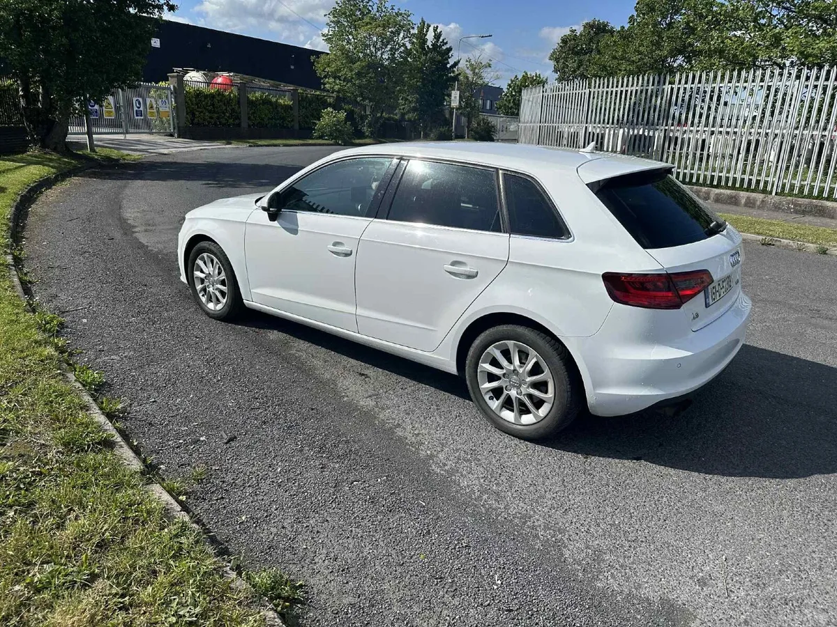 Audi A3 2015 - Image 4