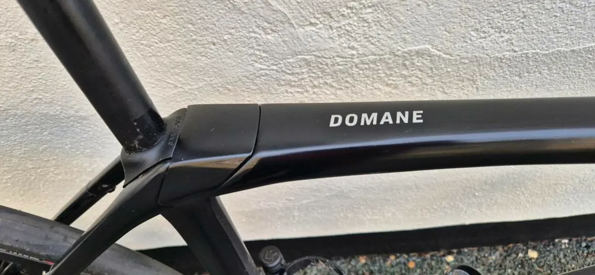 Trek Domane Gen4  SL6 - Image 2