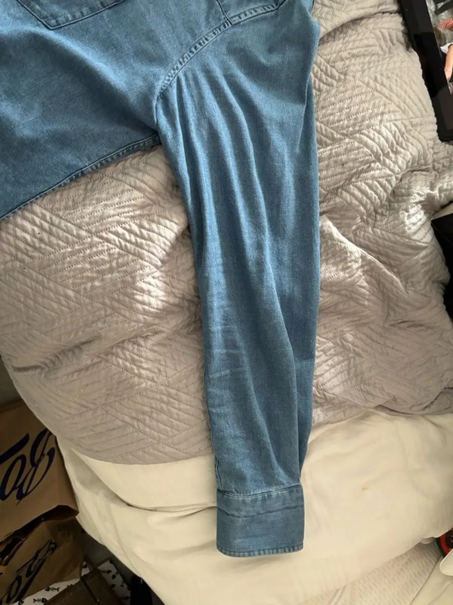 Tom Ford Denim Shirt size 17.5 men's - Image 4