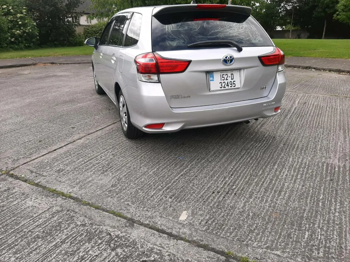 Toyota corolla fielder hybrid automatic 1.5 - Image 4