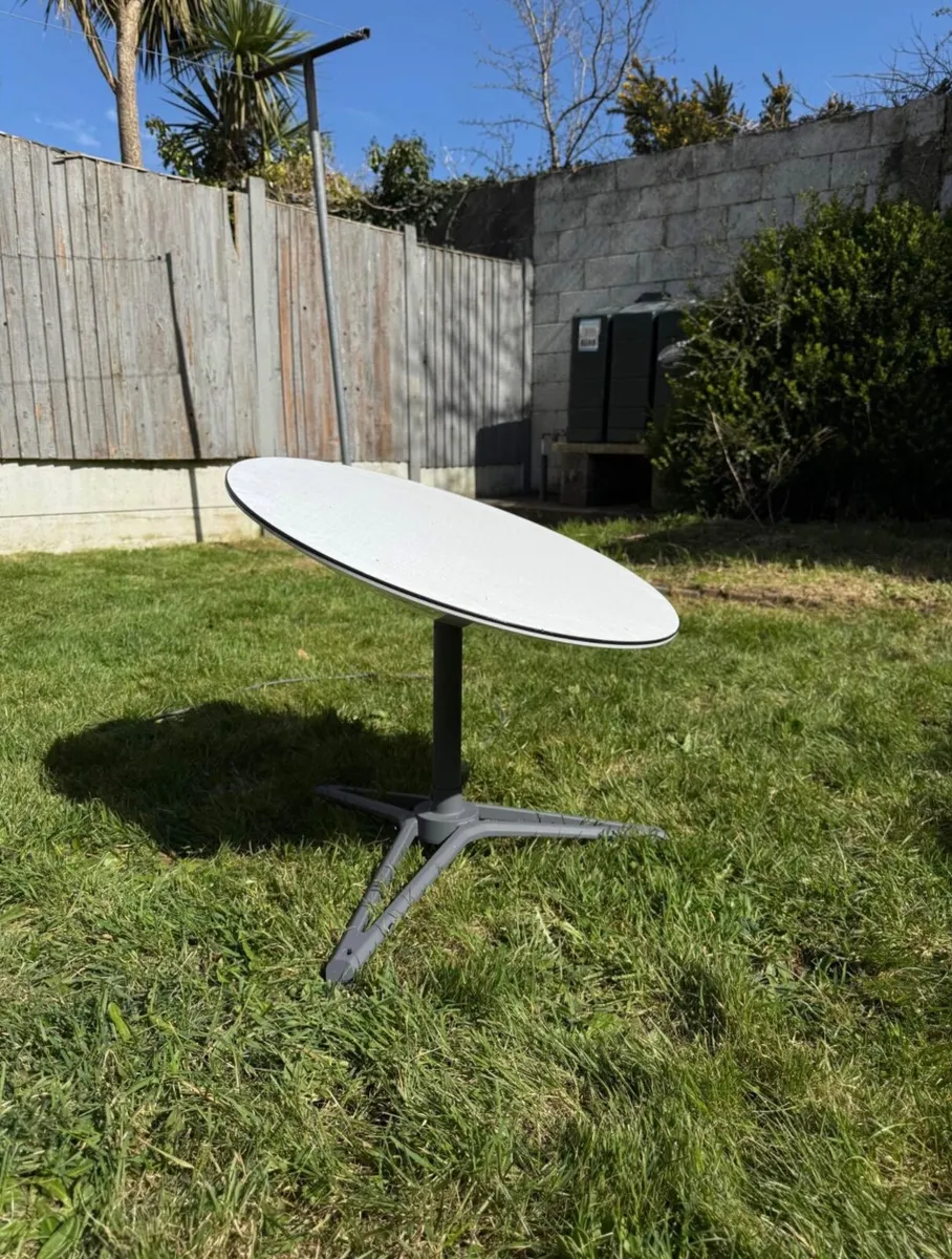 Starlink - Satellite Internet Kit Gen 1. Round Ver - Image 1