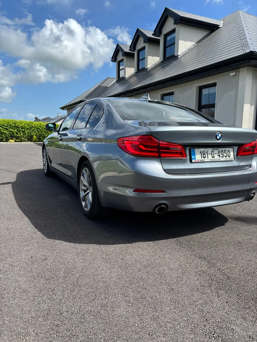 BMW 530 E - Image 3