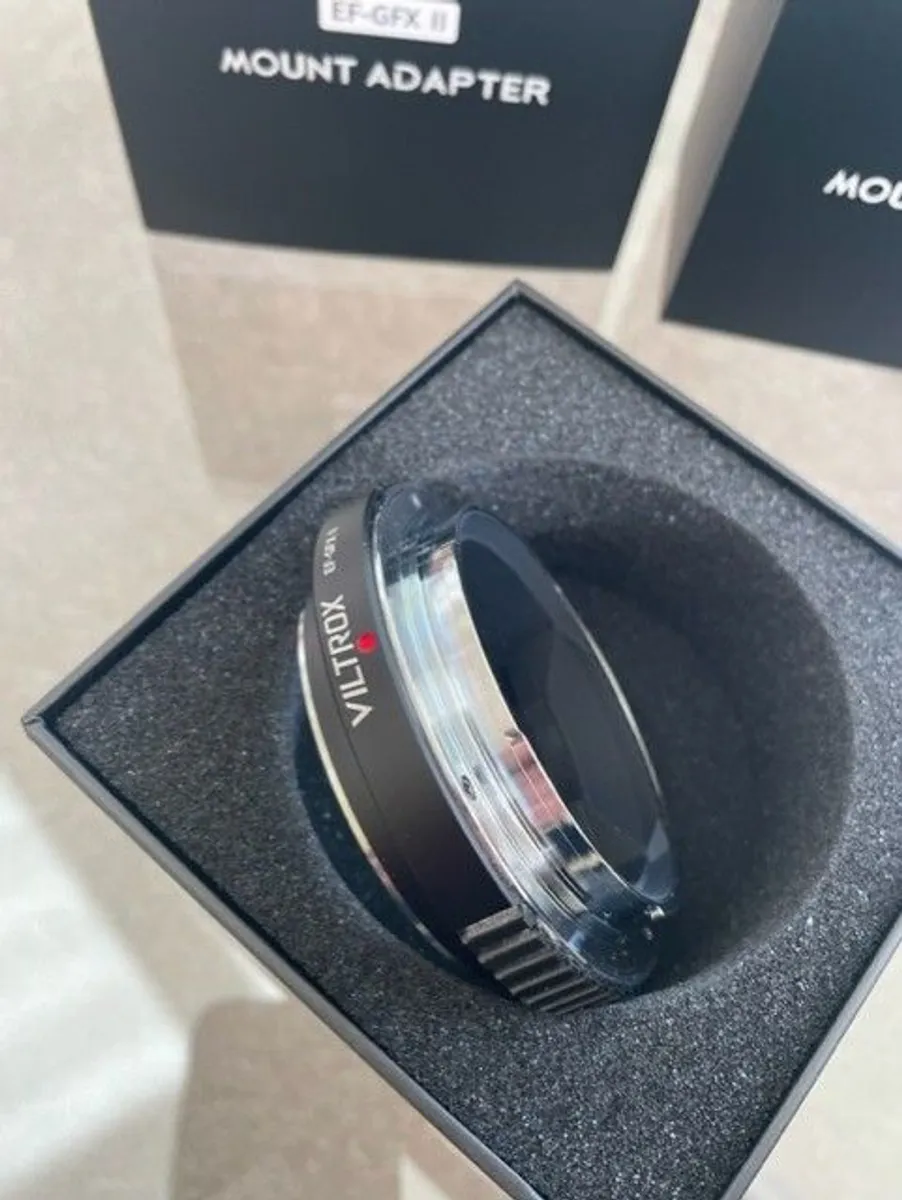 Viltrox EF-GFX II Mount Adapter - Image 1