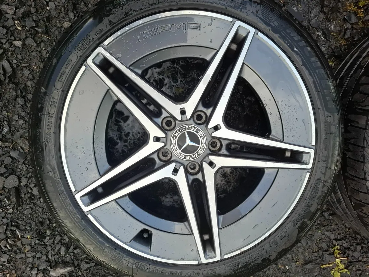 18" Genuine Mercedes Amg C Class Alloys with tyres - Image 3