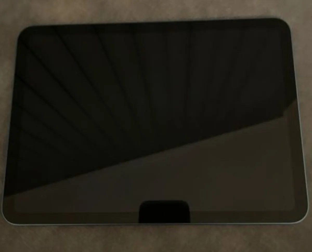 iPad 10th generation - Image 2