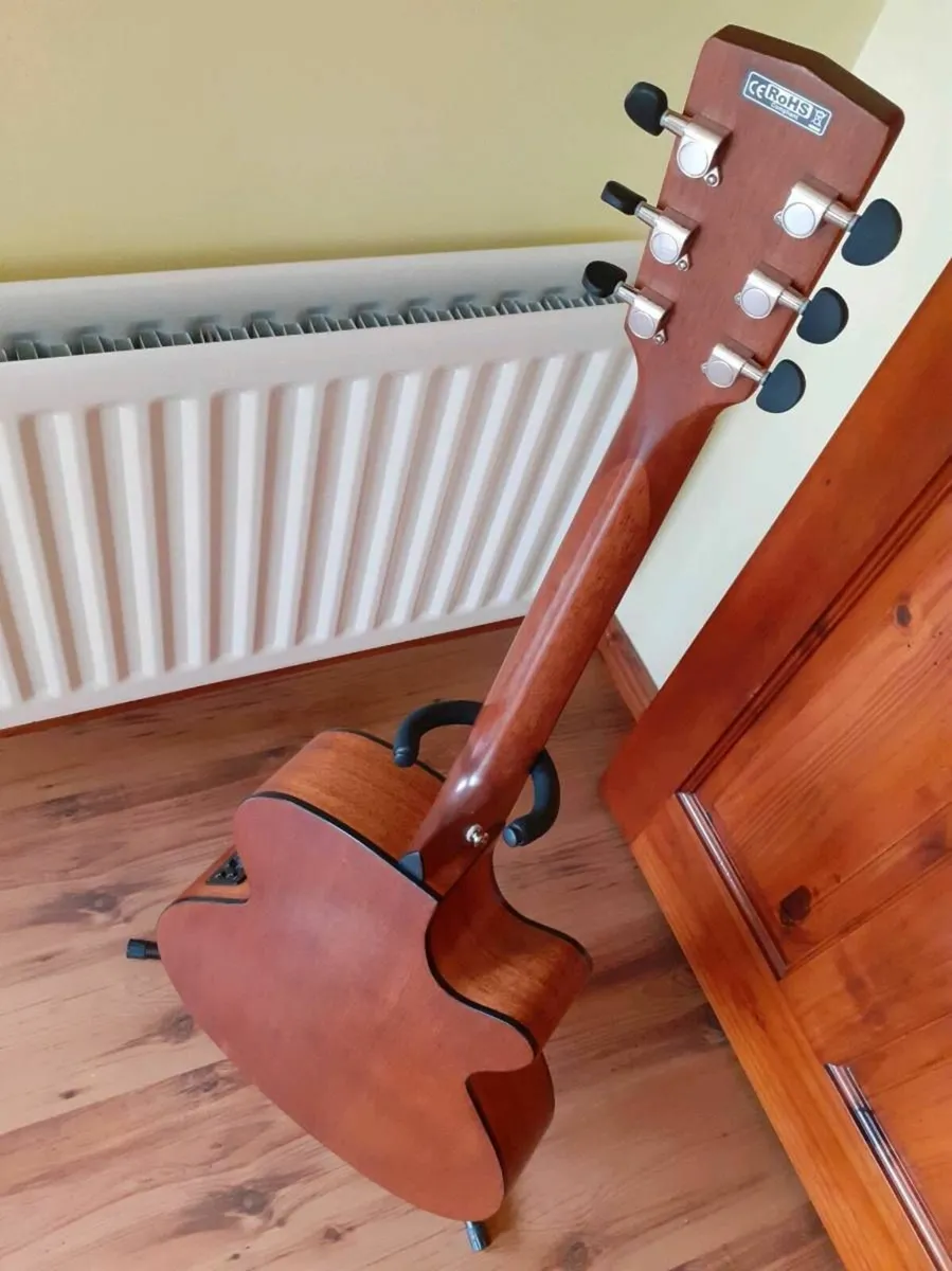 Semi acoustic guitar - Image 4