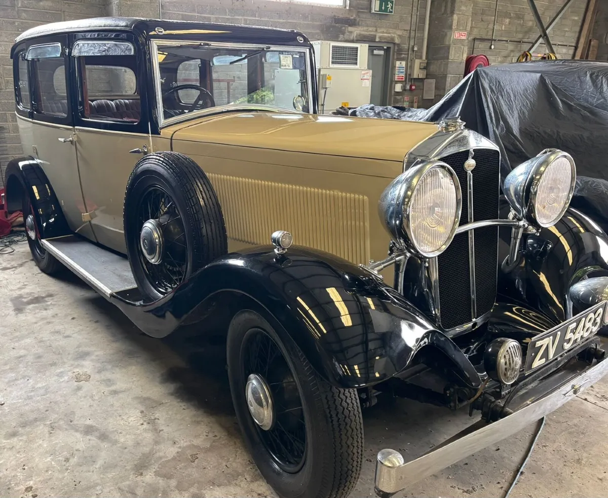 1934 Wolseley 21/60 County Collectors Auction - Image 2