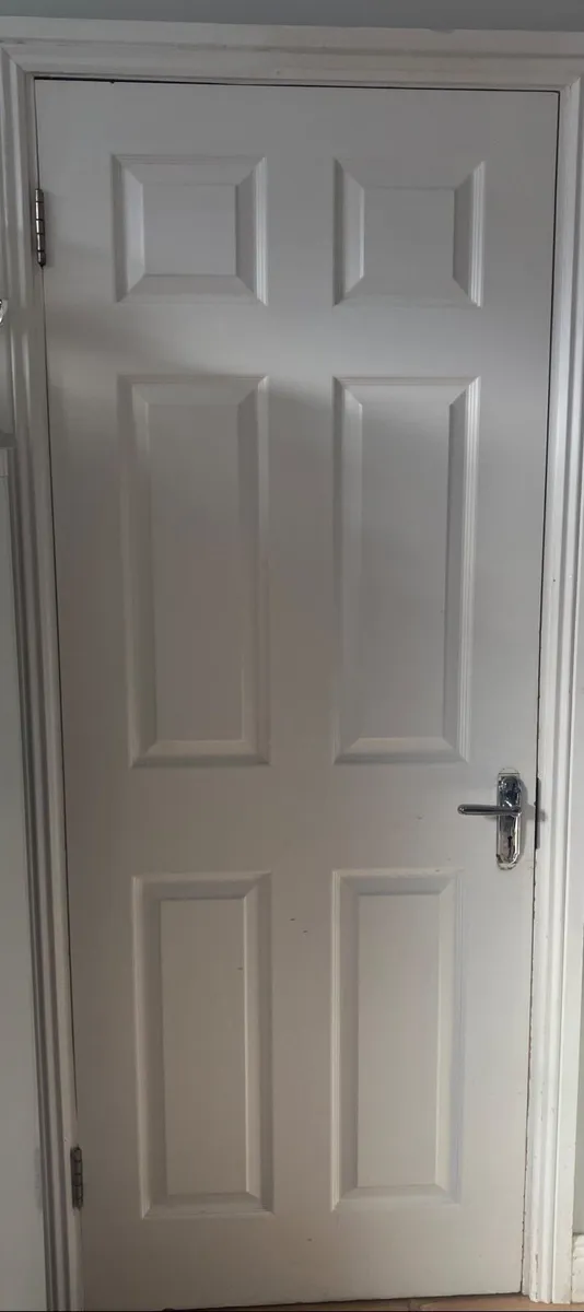 Internal doors - Image 1