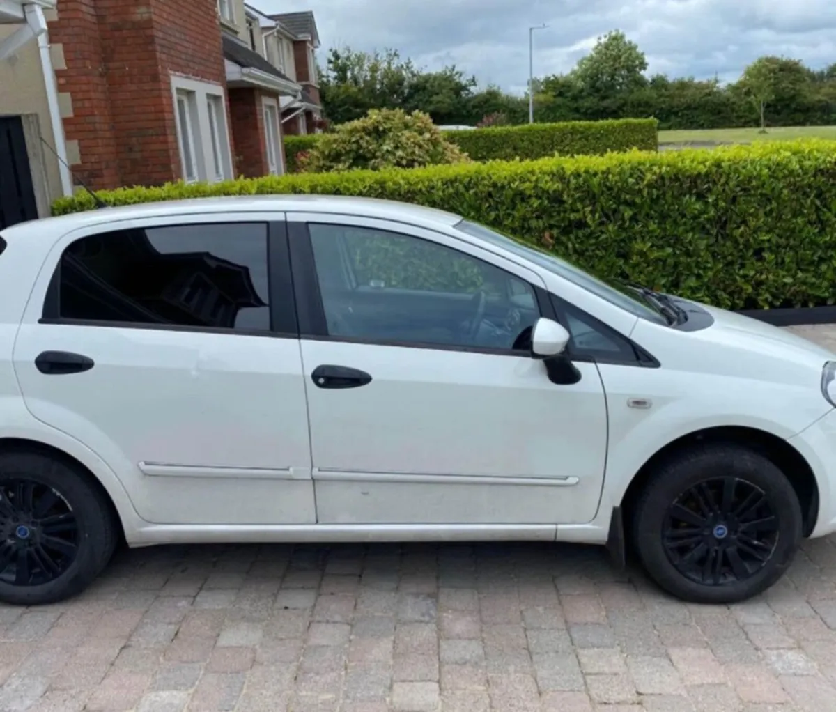 Fiat Punto 2013 - Image 2