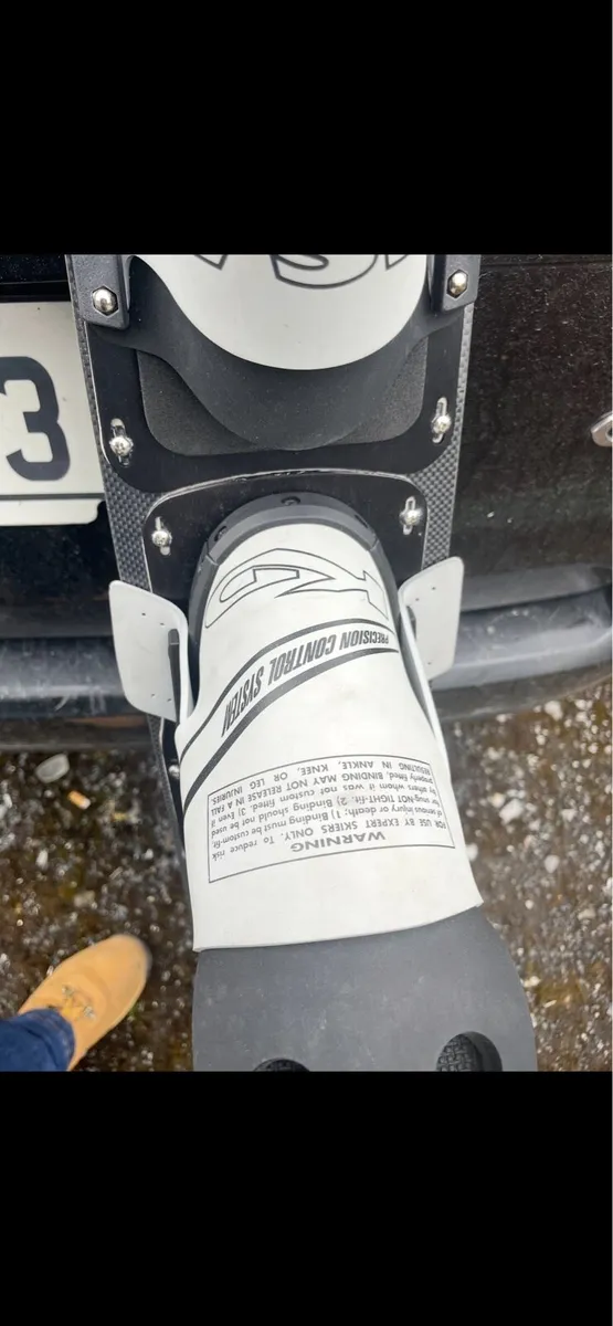 Brand new ski - Image 3
