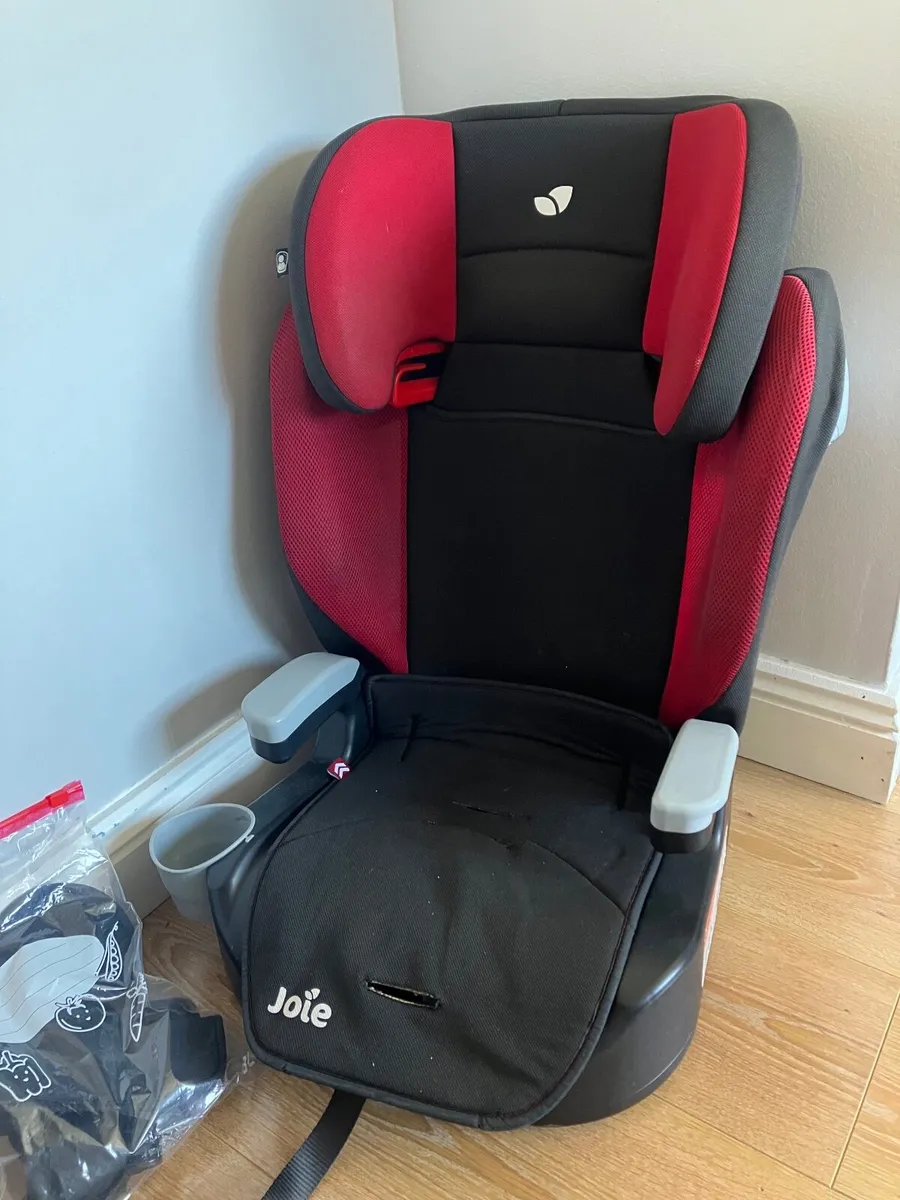 Car seats 3 - Image 1