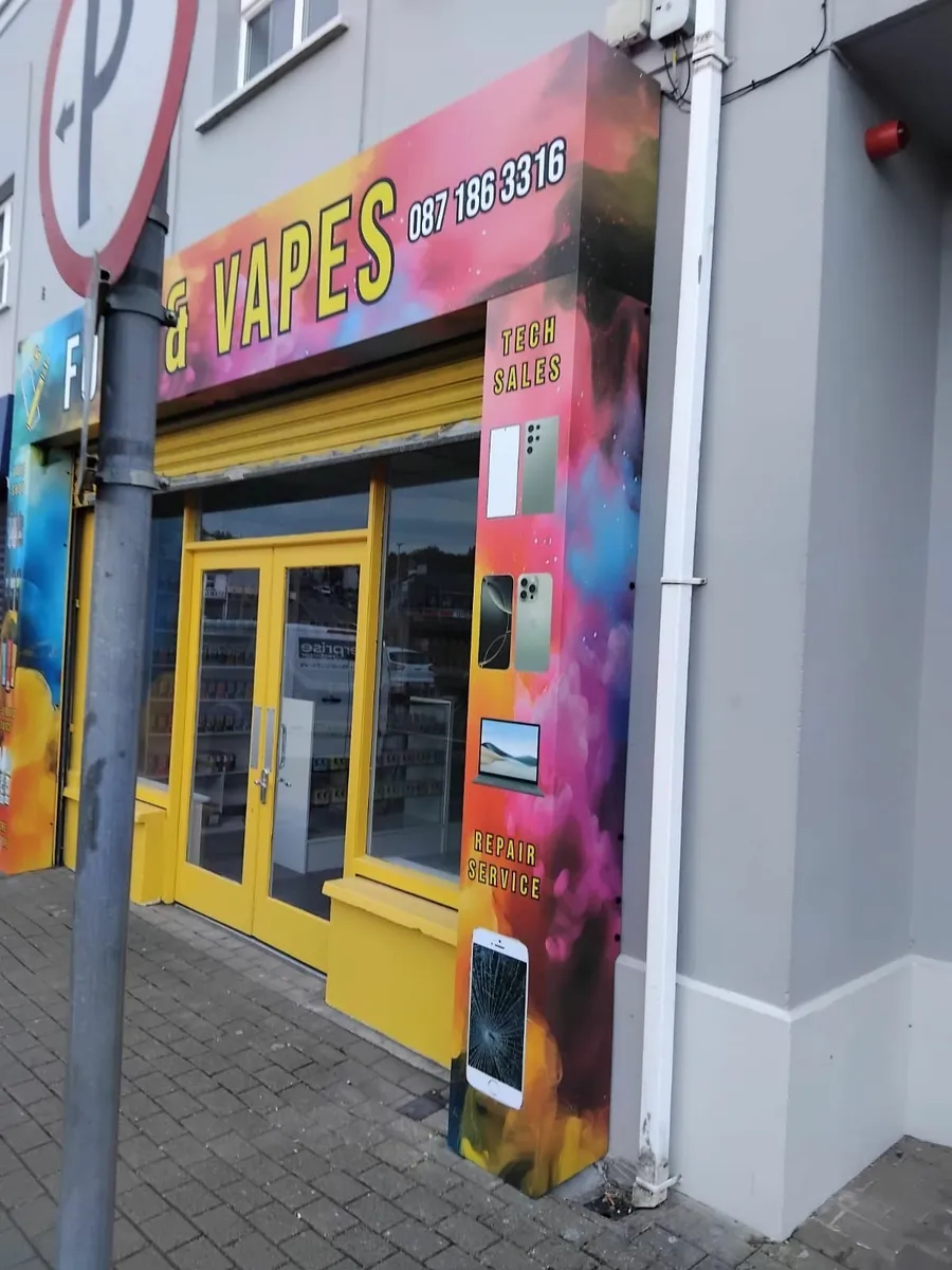 Vape shop branding - Image 3