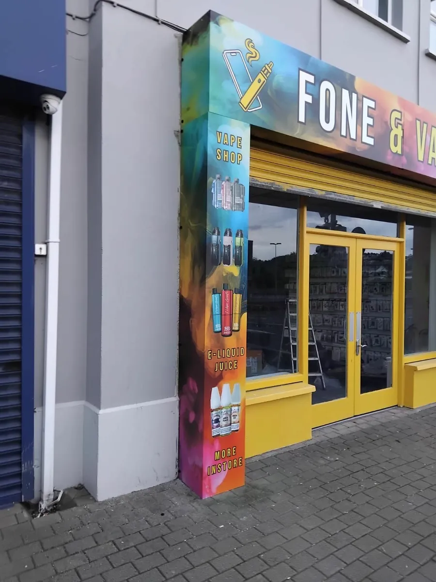 Vape shop branding - Image 4