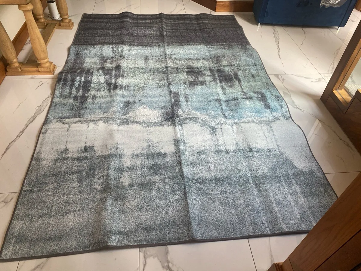Carpets - Image 1