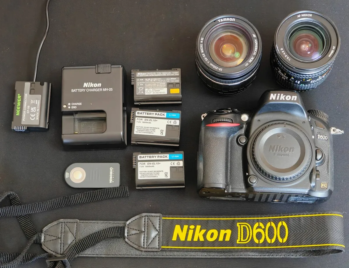 Nikon D600 + 2 lenses & 3 batteries - Image 1