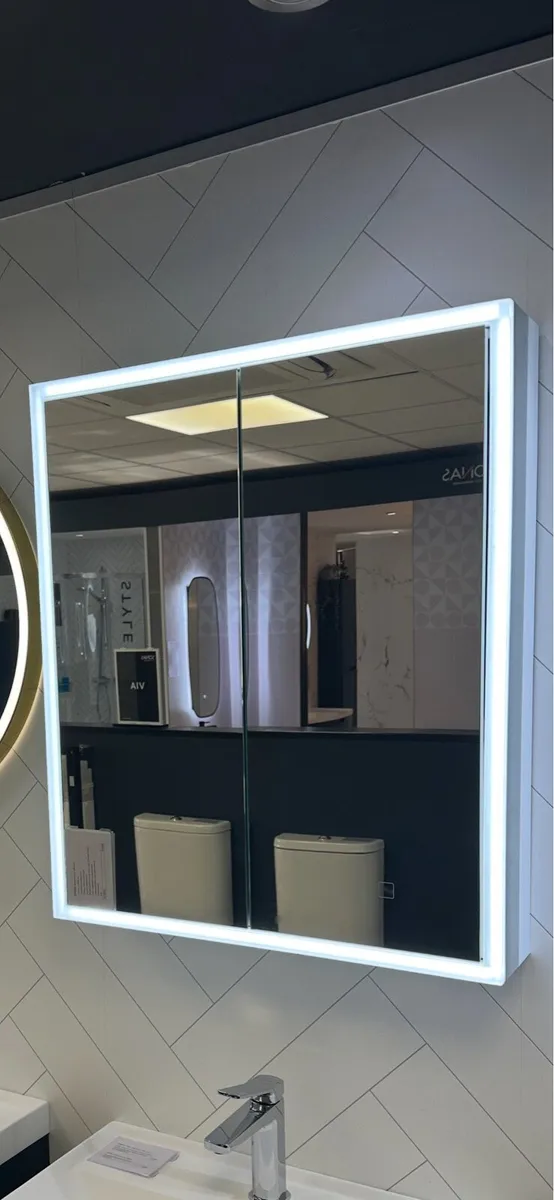 Sonas cabinet mirror - Image 1