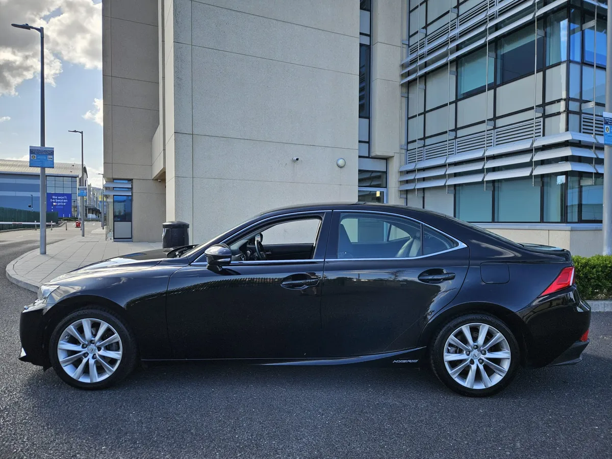 300 H 2.5 EXECUTIVE EDITION - AUTO - BLUETOOTH - Image 2