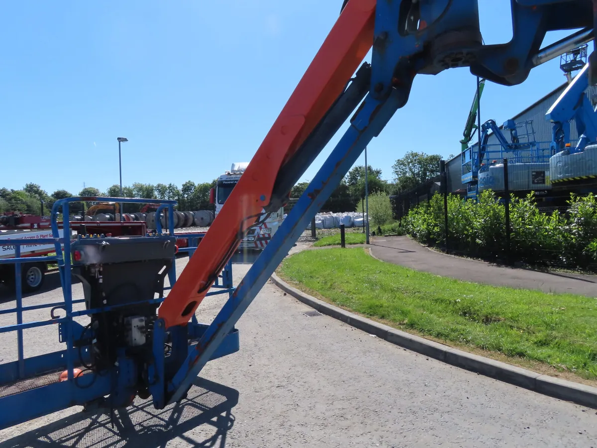 JLG 1350SJP Telescopic Boom Lift - Image 4