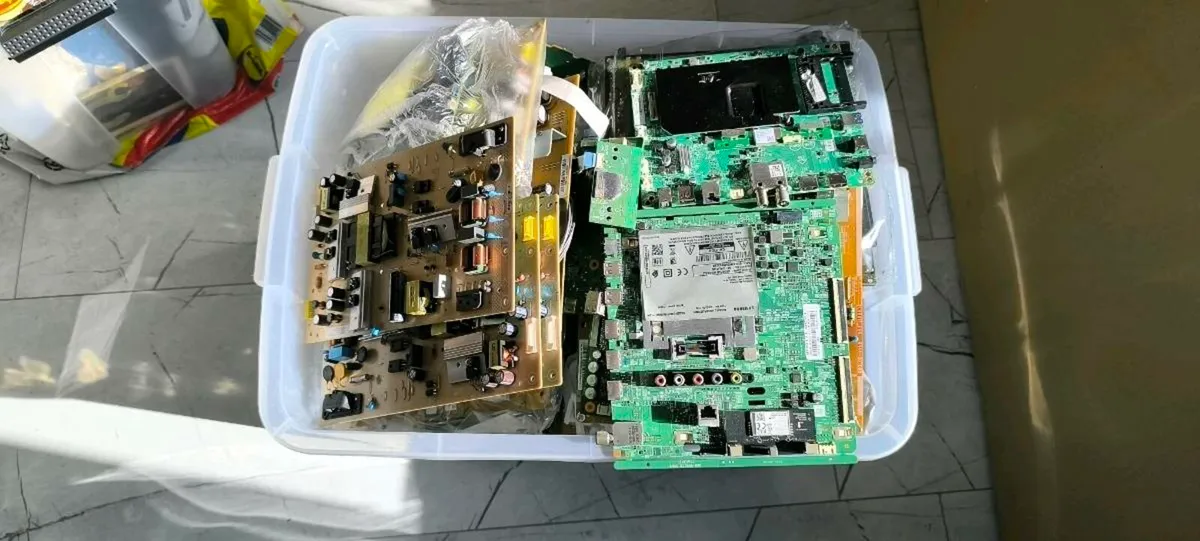 Tv - Image 1