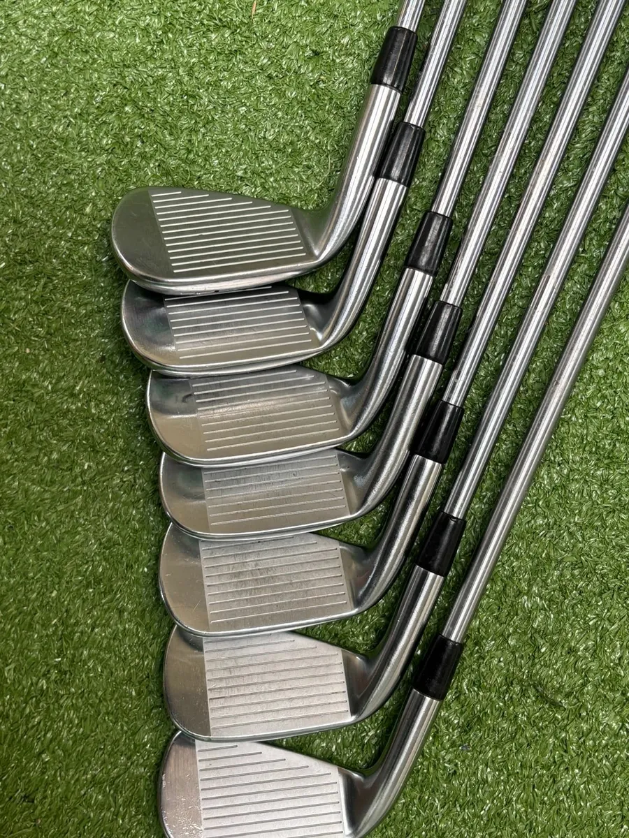 Titleist 716CB Forged Irons – 4 to PW (RH) - Image 2