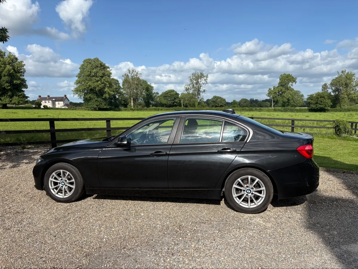 BMW 3-Series 2017 - Image 1