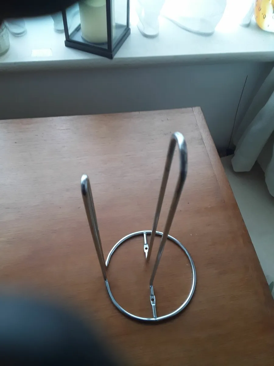 Stainless steel kitchen roll holder - Image 2