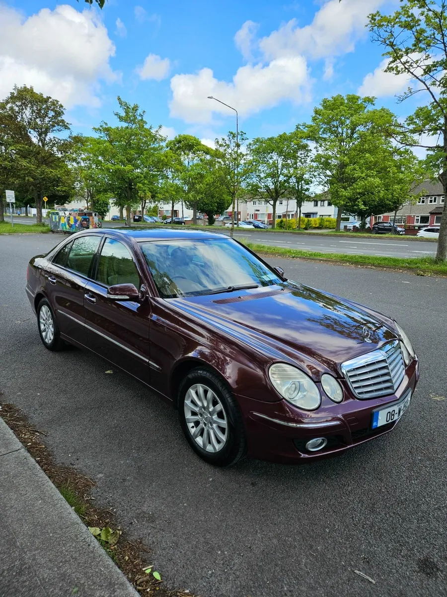 🔹 Stunning Mercedes All tyres new  Low km - Image 1
