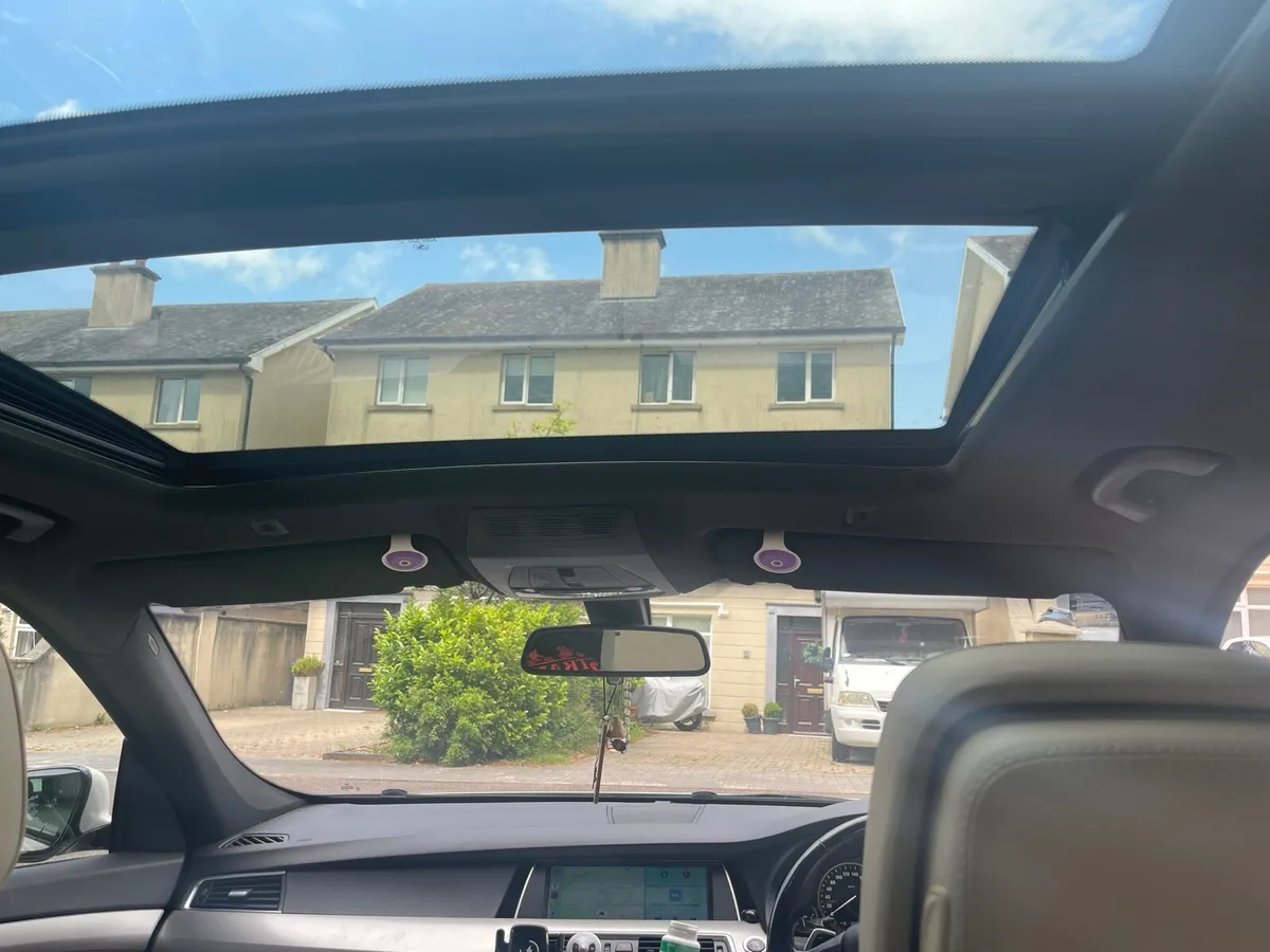 BMW 520D GT - Image 2