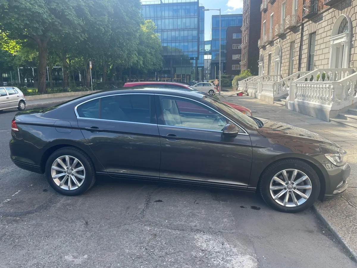 2018 Volkswagen Passat 1.6l - Image 4
