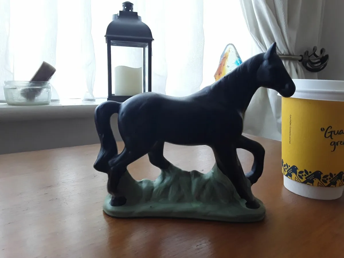 Ceramic ornament small black horse - Image 2