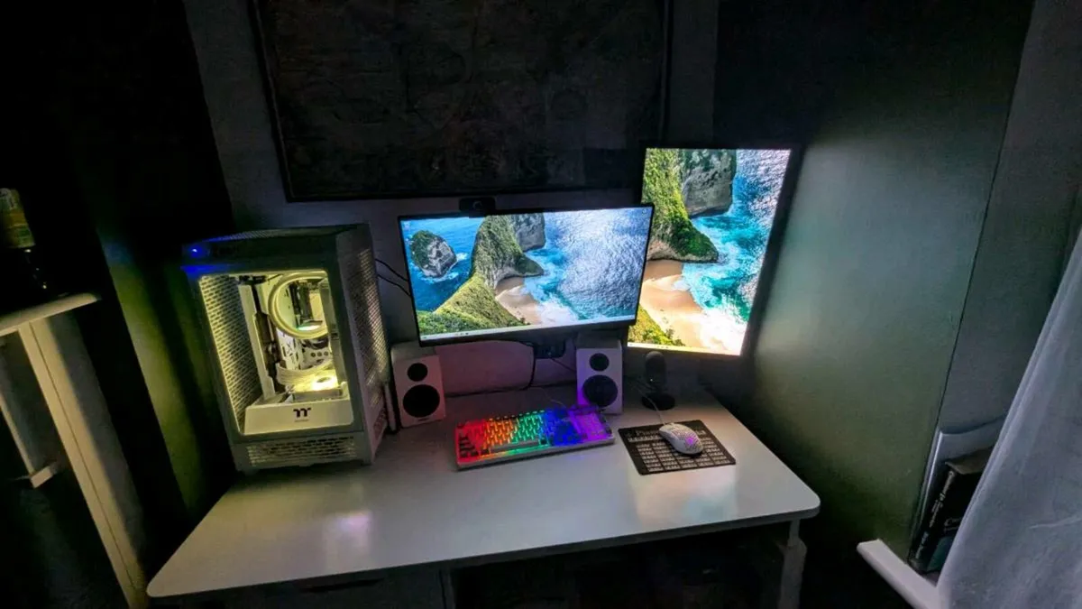 High End Performance Whiteout Gaming PC - Image 3