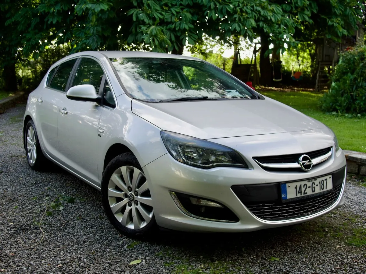 2014 Opel Astra  Elite 1.7 CDTi 136ps 5 door - Image 1