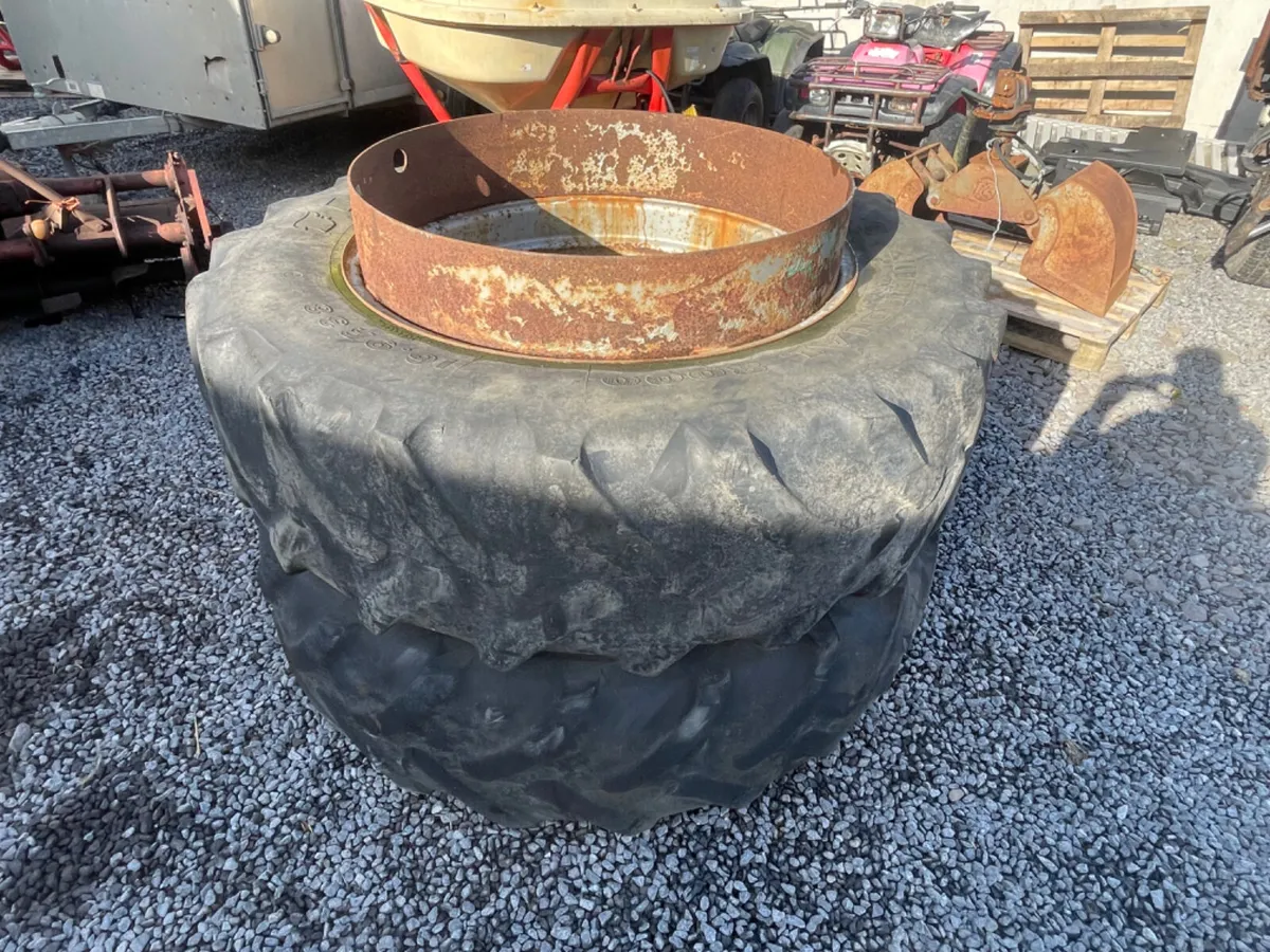 Dual wheels 16.9-38 - Image 2