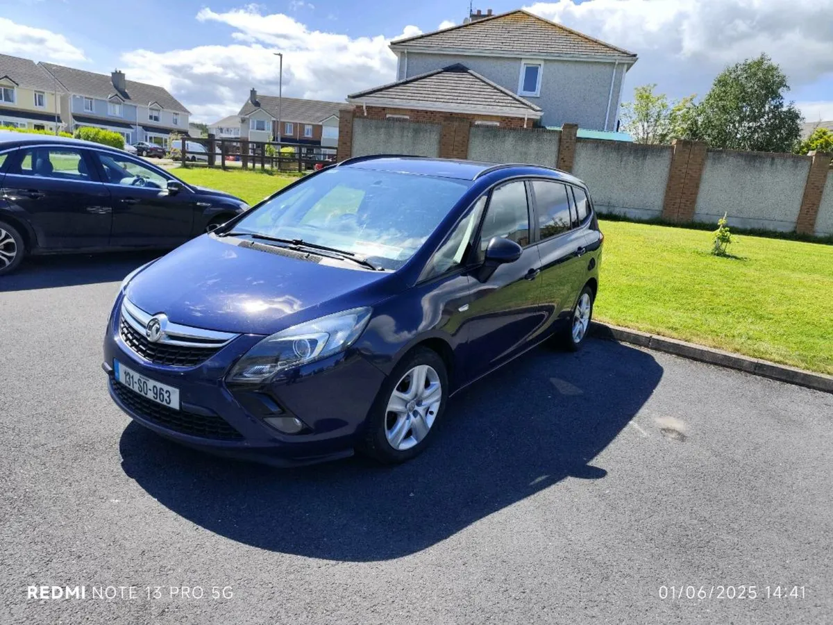 car - Image 3