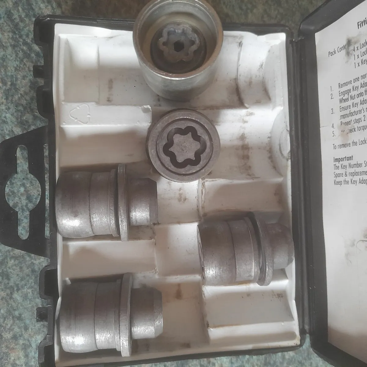 Toyota LOCKING WHEEL NUTS - Image 1