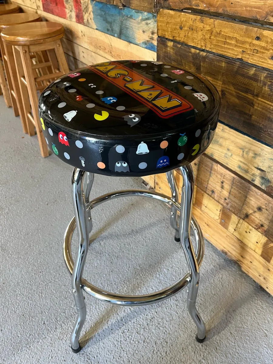 Pac Man Stool - Image 4