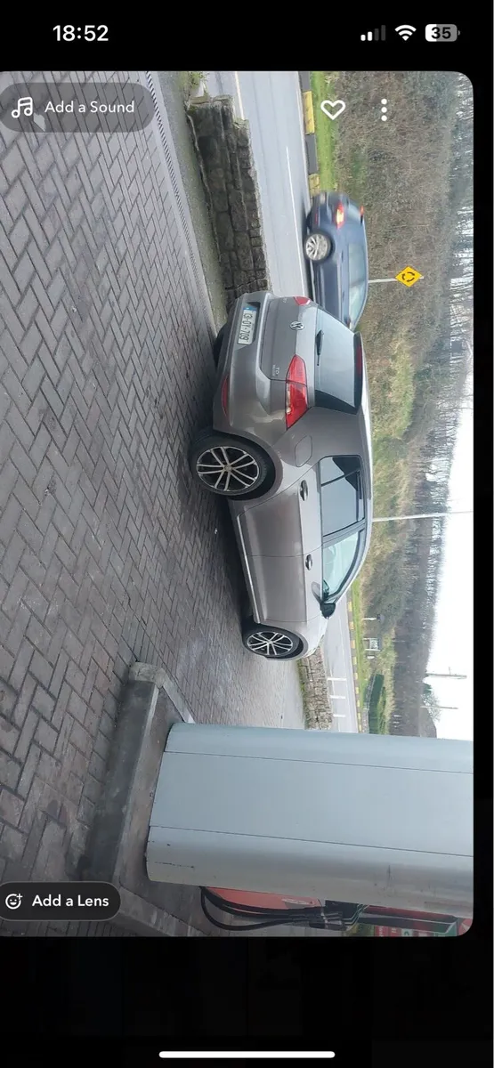 Volkswagen Golf - Image 2