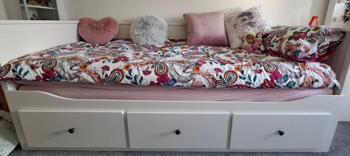 Ikea Hemnes Day bed 3 drawer - Image 2