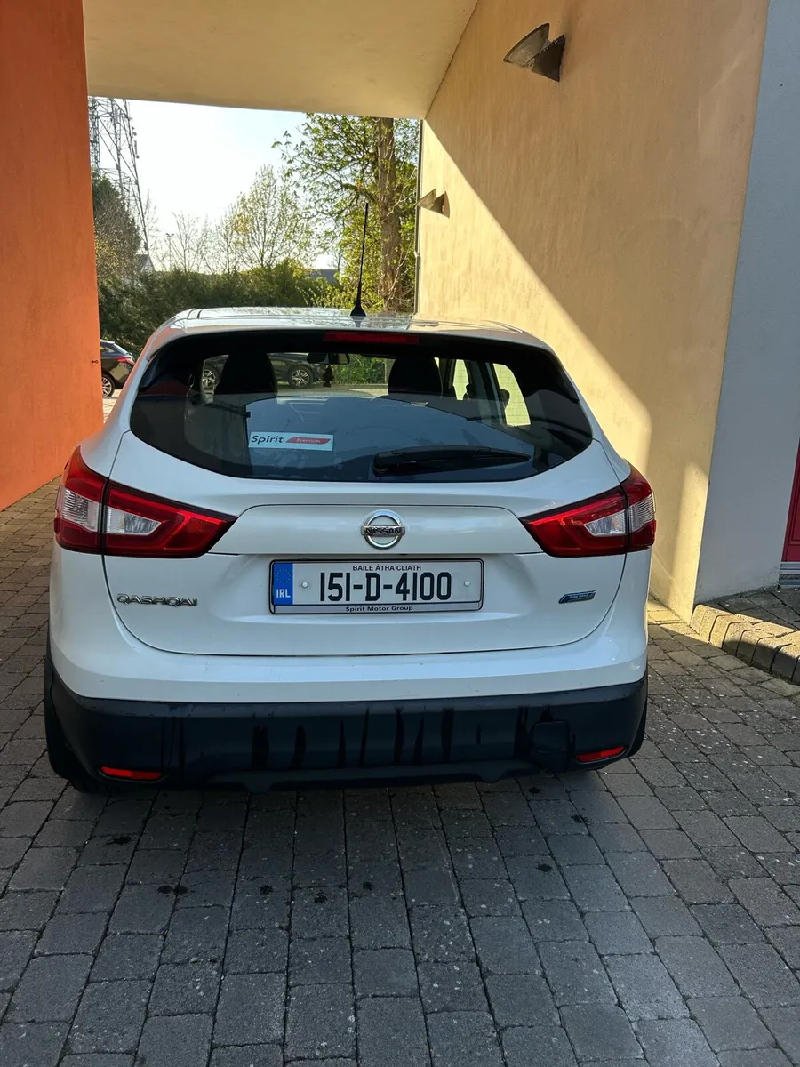 Car - Image 2