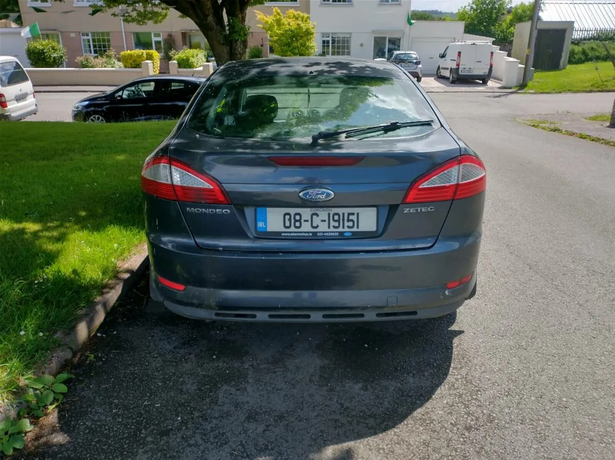 Ford Mondeo zetec 1.6 petrol - Image 2