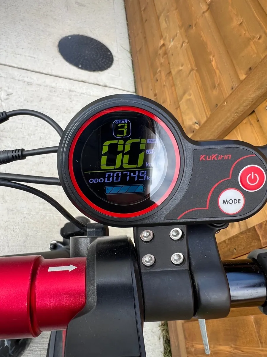 Kukirin M4 Scooter - Image 2