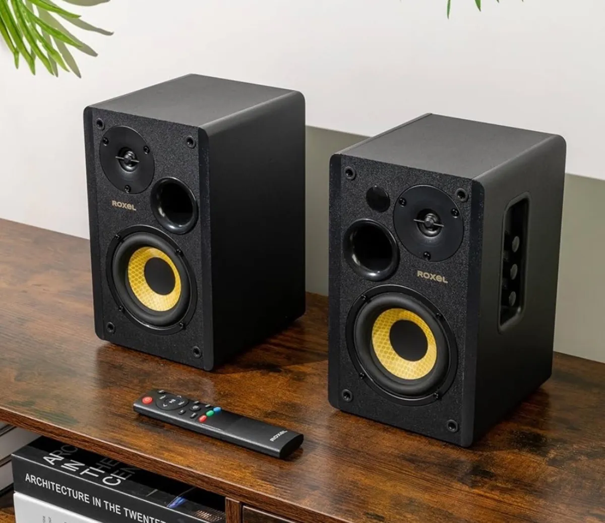 Roxel soleil active speakers