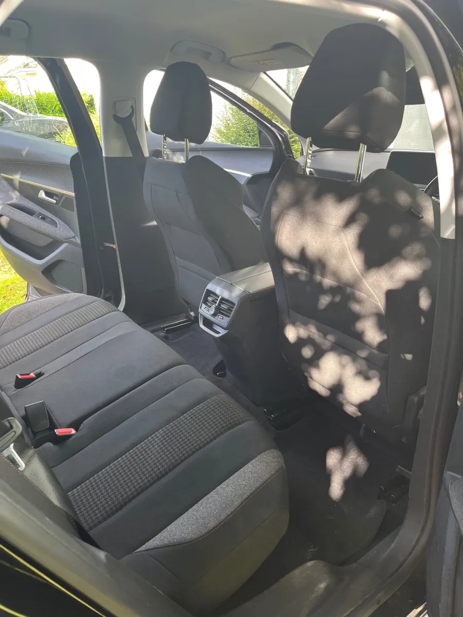 Peugeot 3008 2018 - Image 2
